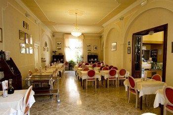 Albergo Amici Varese Ligure Bagian luar foto