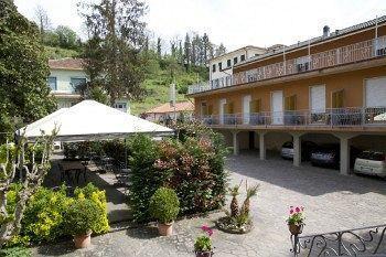 Albergo Amici Varese Ligure Bagian luar foto