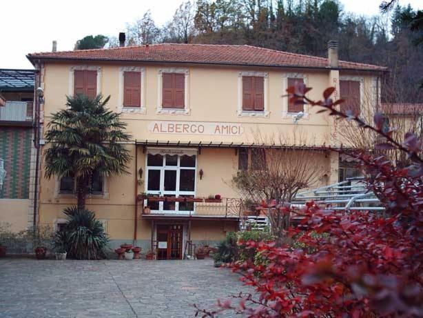 Albergo Amici Varese Ligure Bagian luar foto